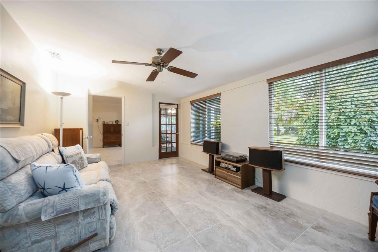 7332 Broughton Street, Sarasota, FL 34243 Photo