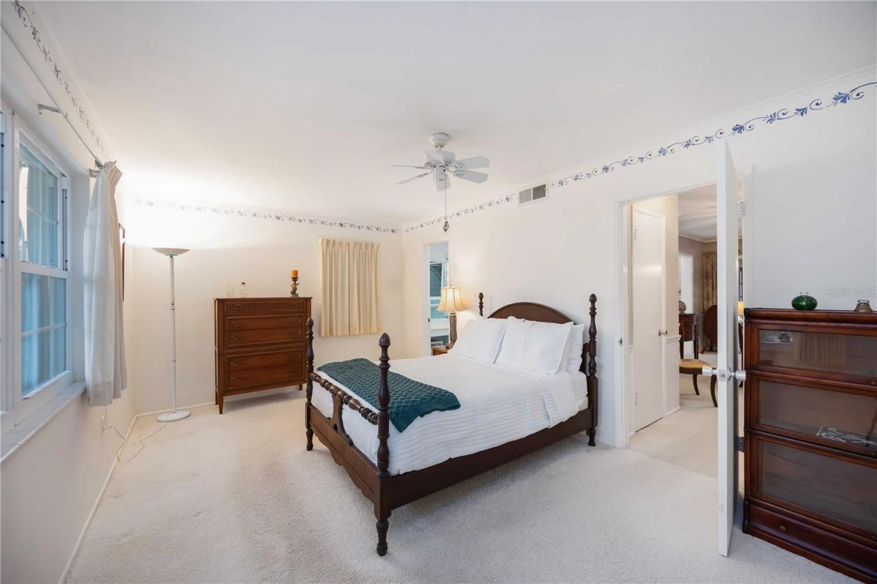 7332 Broughton Street, Sarasota, FL 34243 Photo