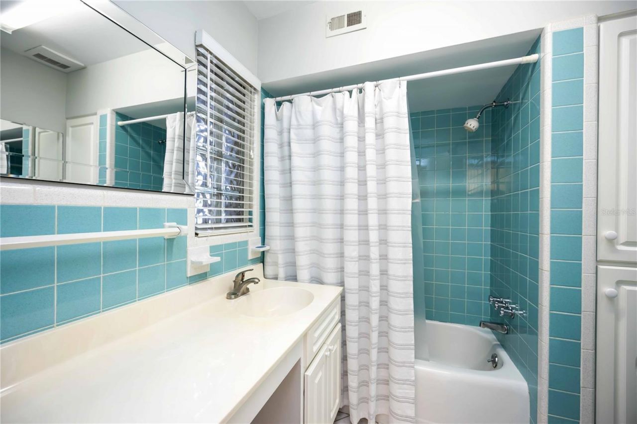 7332 Broughton Street, Sarasota, FL 34243 Photo