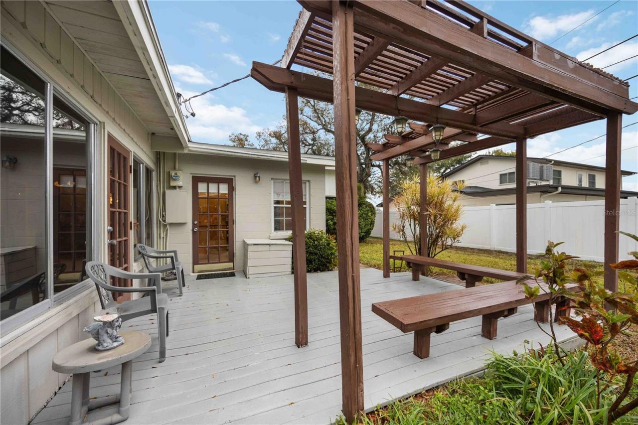 7332 Broughton Street, Sarasota, FL 34243 Photo