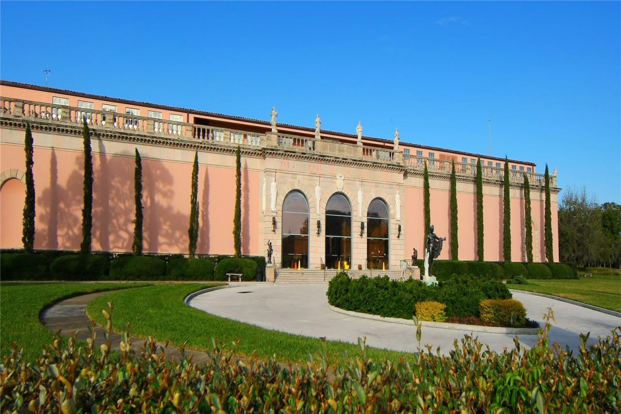 7332 Broughton Street, Sarasota, FL 34243 Photo