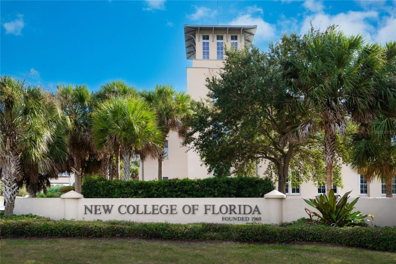 7332 Broughton Street, Sarasota, FL 34243 Photo