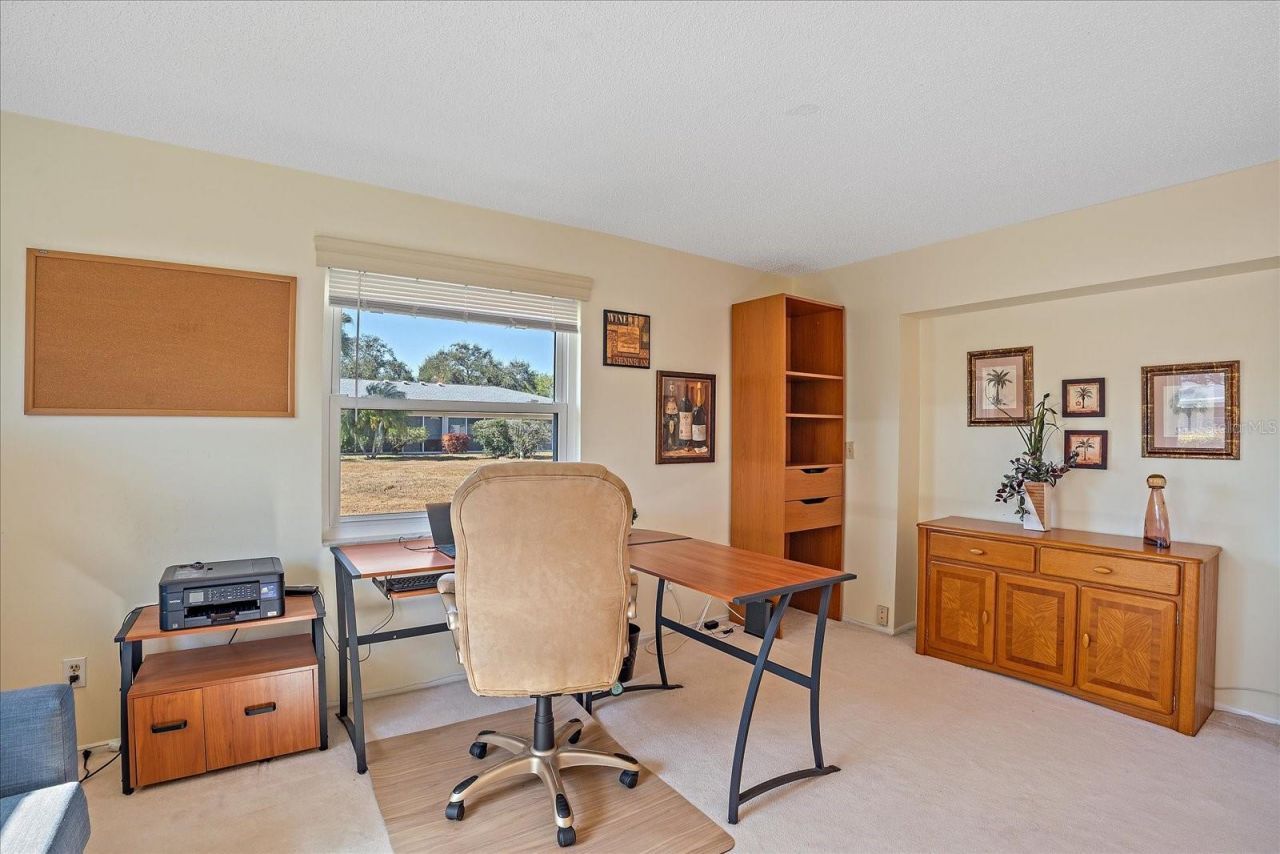 6948 W Country Club Drive N, Unit V-81, Sarasota, FL 34243 Photo