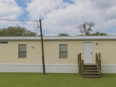 2122 CR 426, LAKE PANASOFFKEE, FL 33538