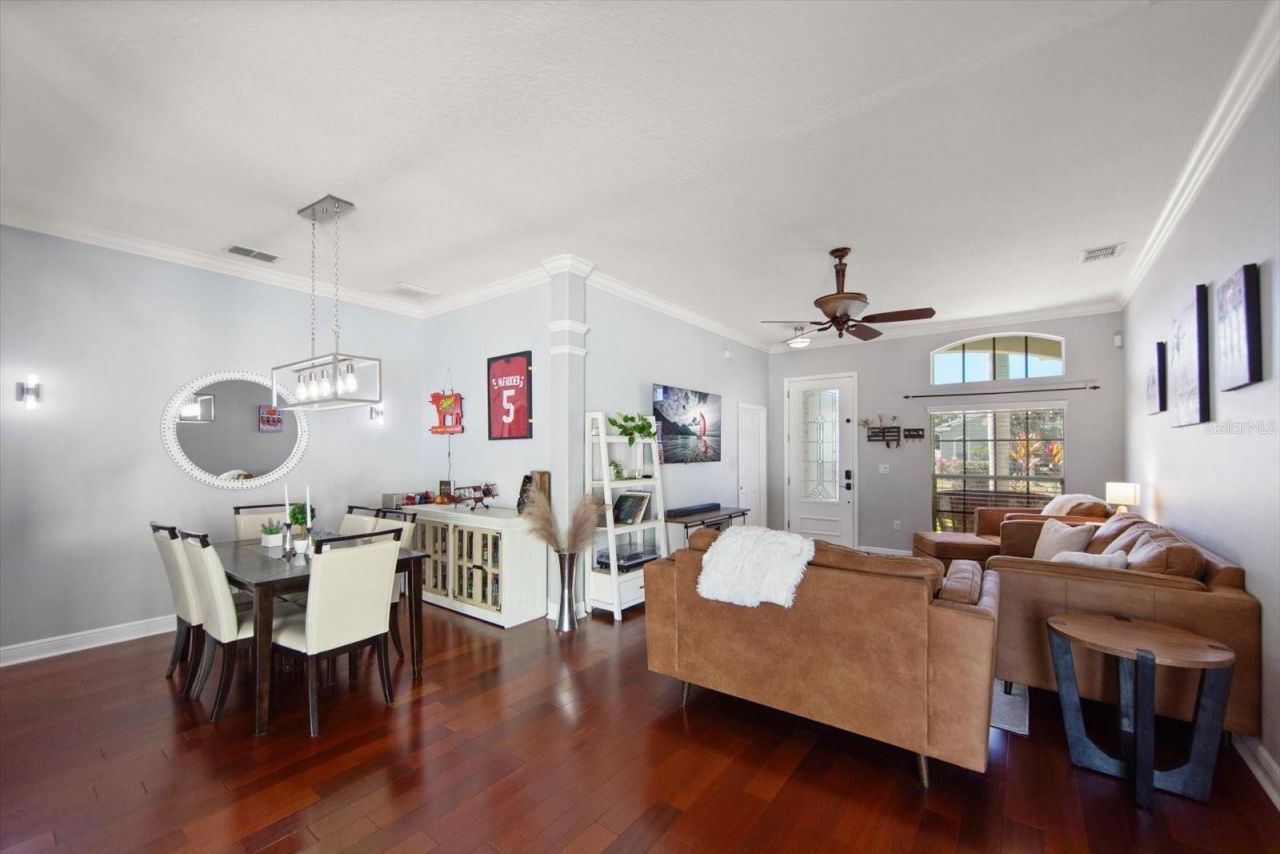 8169 Wild Oaks Circle, Largo, FL 33773 Photo