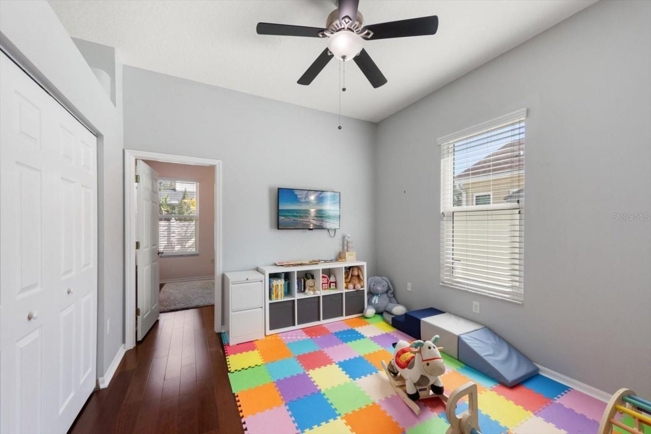 8169 Wild Oaks Circle, Largo, FL 33773 Photo