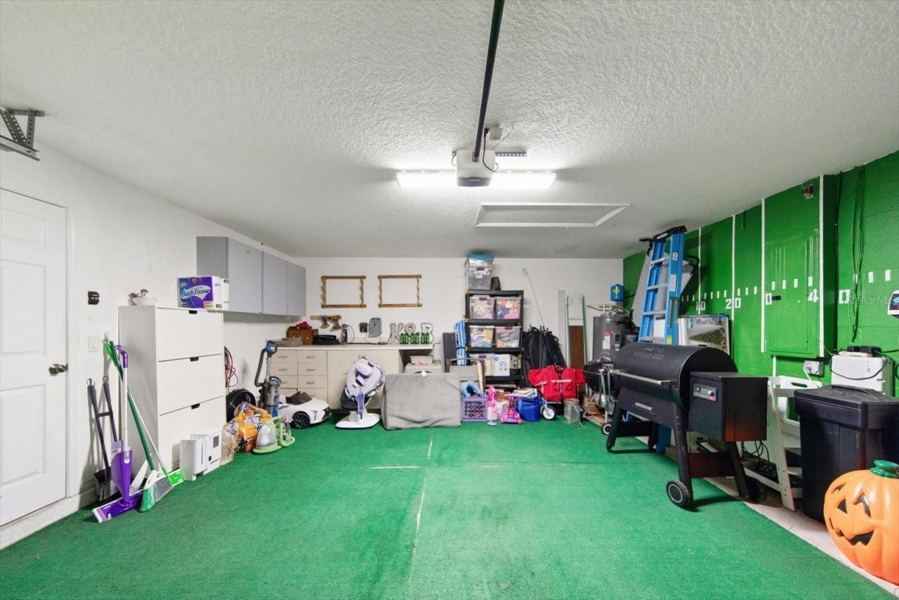 8169 Wild Oaks Circle, Largo, FL 33773 Photo