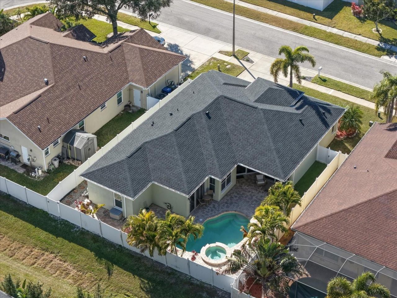 8169 Wild Oaks Circle, Largo, FL 33773 Photo