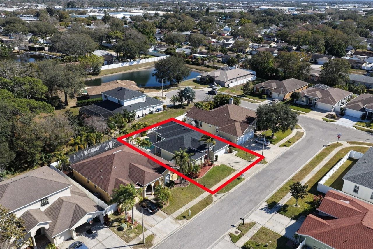 8169 Wild Oaks Circle, Largo, FL 33773 Photo