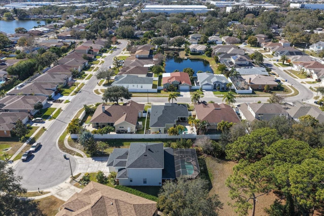 8169 Wild Oaks Circle, Largo, FL 33773 Photo