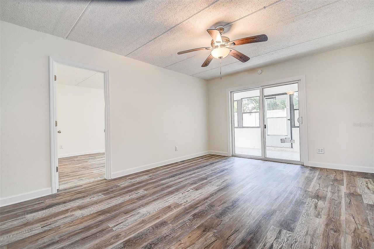 4435 1st Street Ne, Unit 111, Saint Petersburg, FL 33703 Photo