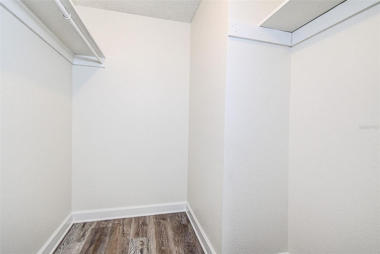 4435 1st Street Ne, Unit 111, Saint Petersburg, FL 33703 Photo