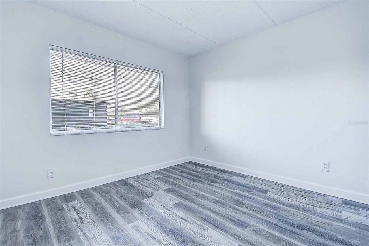 4435 1st Street Ne, Unit 111, Saint Petersburg, FL 33703 Photo