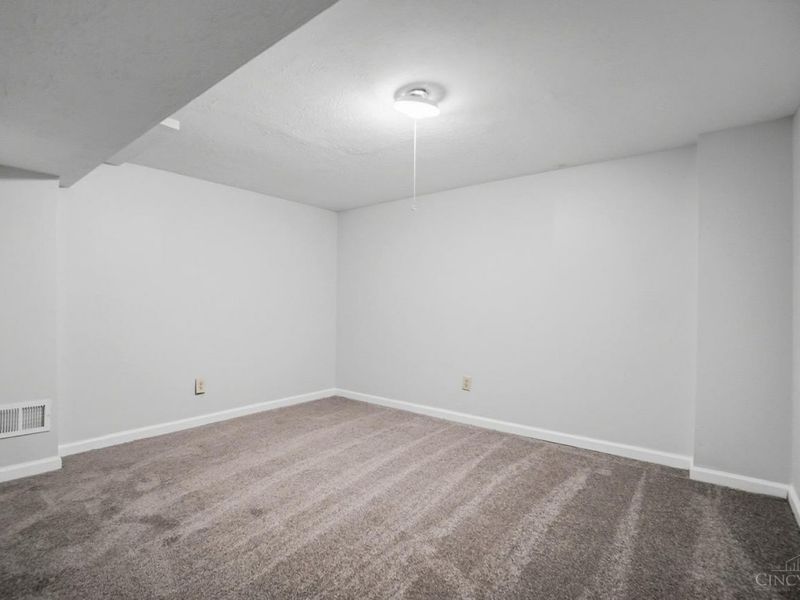 9161 Trelawney Court, Cincinnati, OH 45251 Photo 25