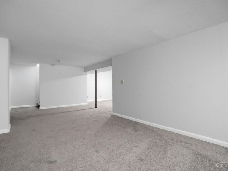 9161 Trelawney Court, Colerain Township, OH 45251 Photo 25