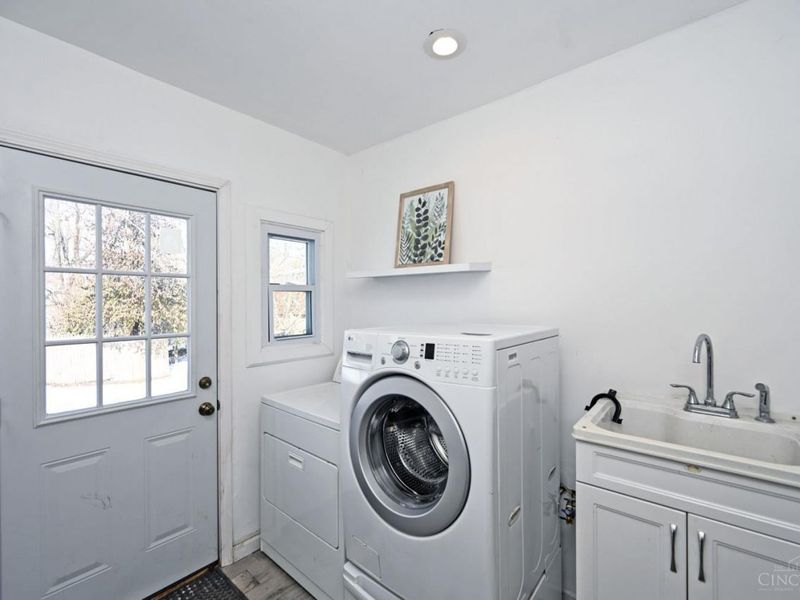 3370 Woodford Road, Cincinnati, OH 45213 Photo 19