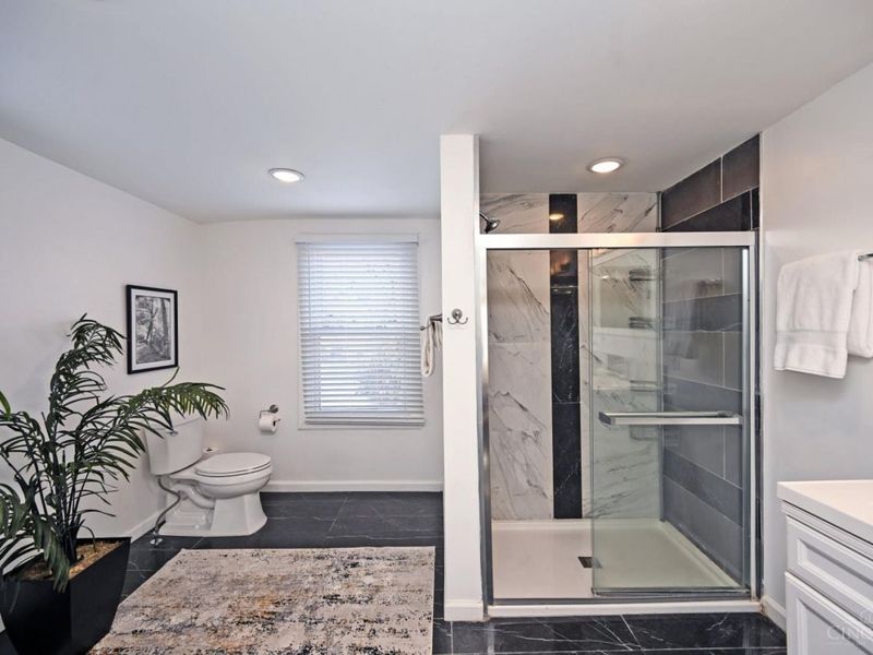 3370 Woodford Road, Cincinnati, OH 45213 Photo 25