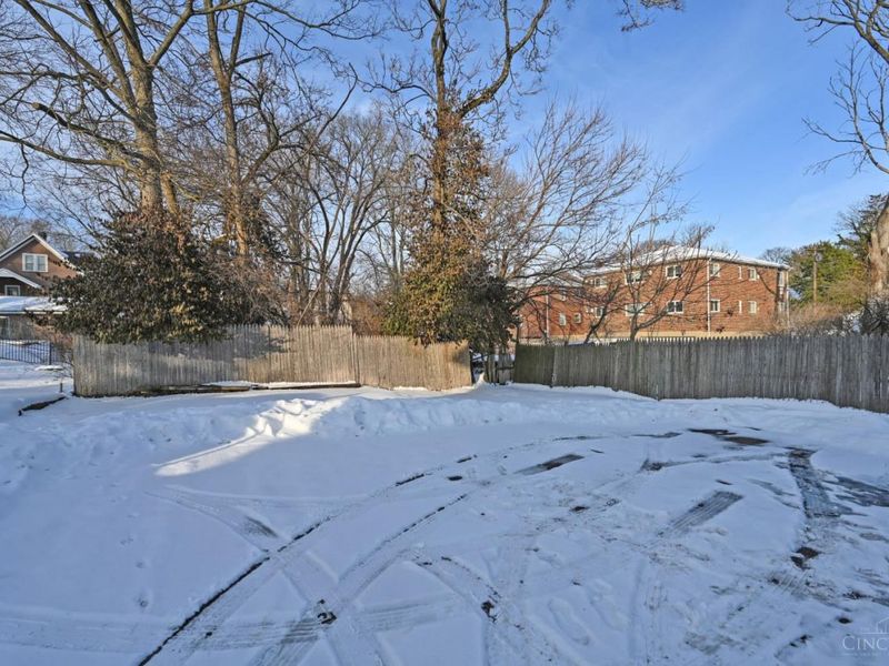 3370 Woodford Road, Cincinnati, OH 45213 Photo 31