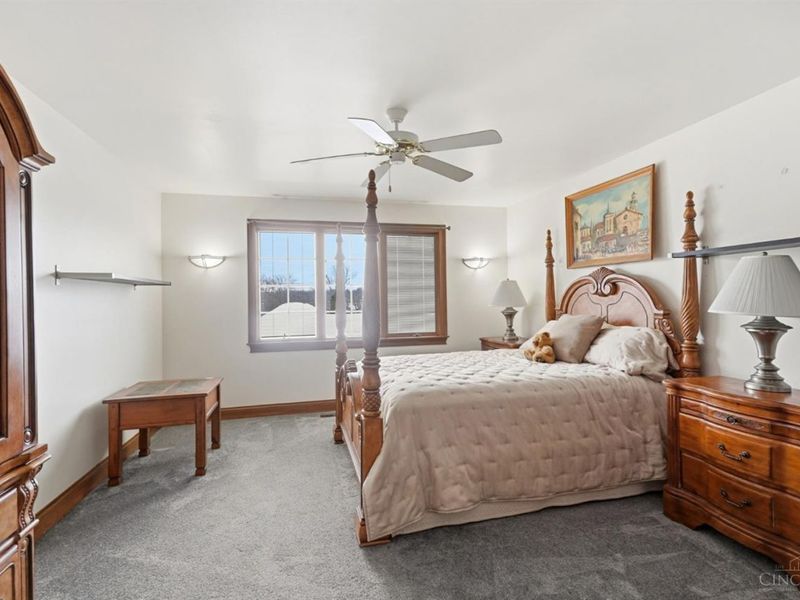 6040 Countrymeadow Lane, Green Township, OH 45233 Photo 23