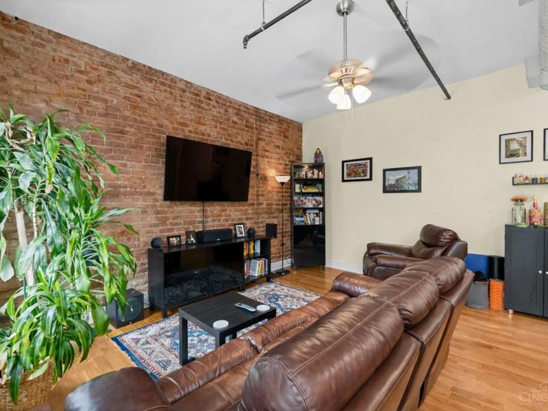 1432 Race Street, Unit 203, Cincinnati, OH 45202 Photo 29