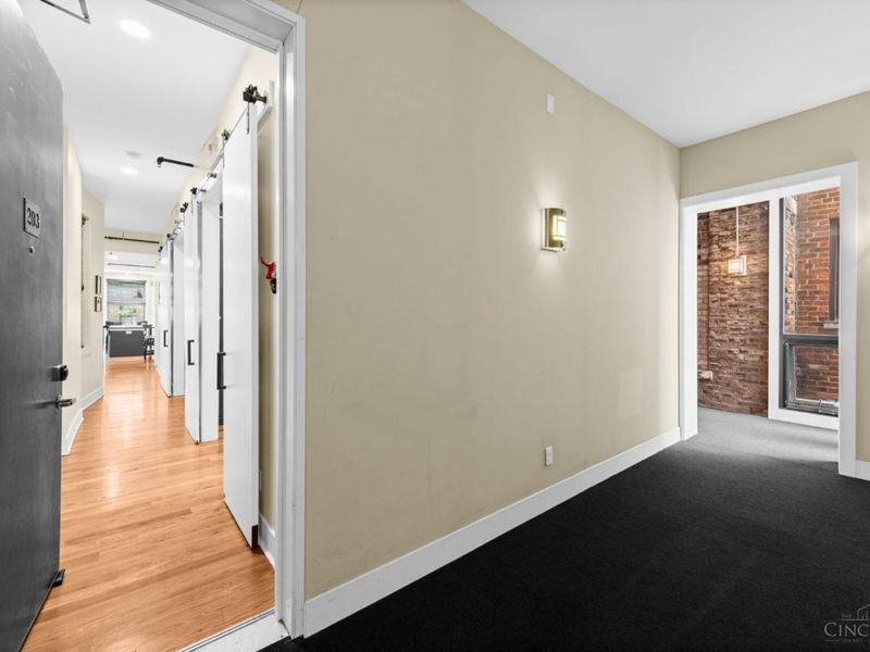 1432 Race Street, Unit 203, Cincinnati, OH 45202 Photo 6