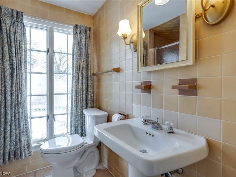 201 E 12th Street, Dover, OH 44622 Photo 36