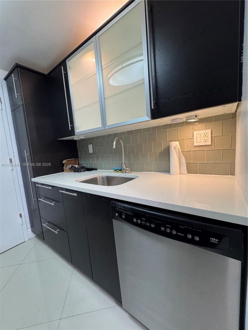 1205 Mariposa Ave , Unit 210, Coral Gables, FL 33146 Photo