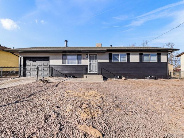 3713 Lancaster Drive, Pueblo, CO 81005