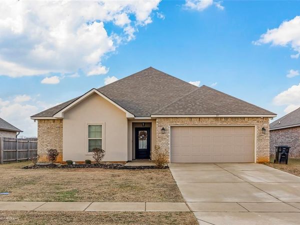 107 Vienne Trace, Haughton, LA 71037