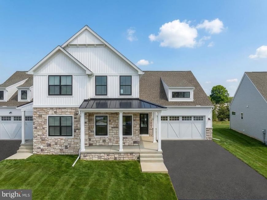 1229 Hershey Lane, Unit CRESTWOOD, Lancaster, PA 17601 Main Photo
