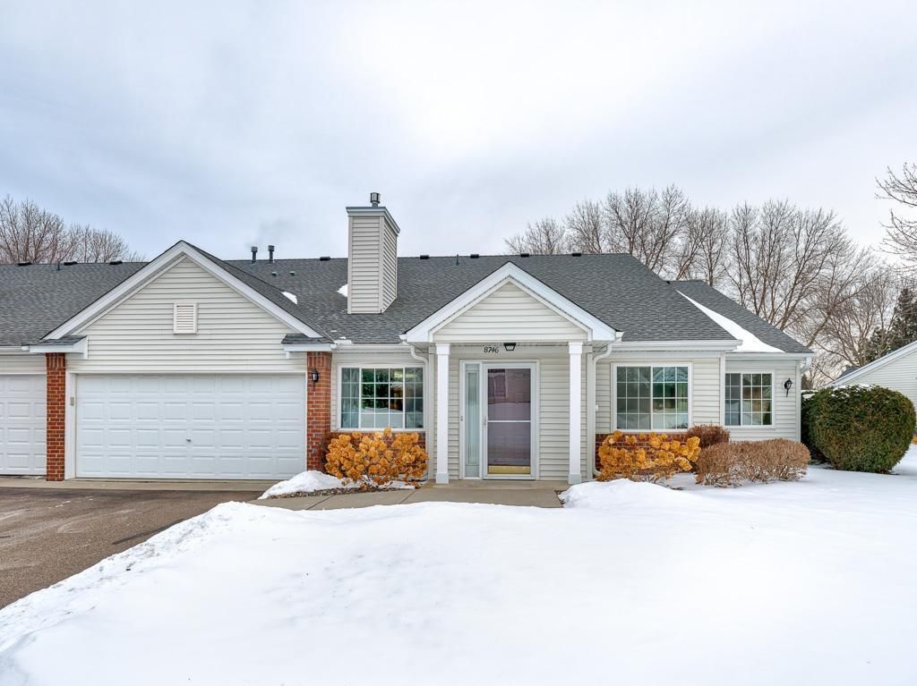 8746 Baxter Way, Inver Grove Heights, MN 55076 Main Photo