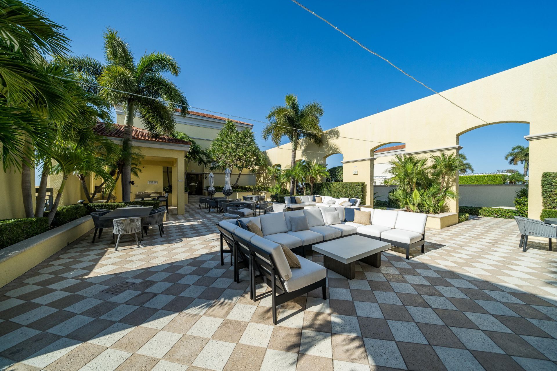 701 S Olive Avenue, Unit 707, West Palm Beach, FL 33401 Photo