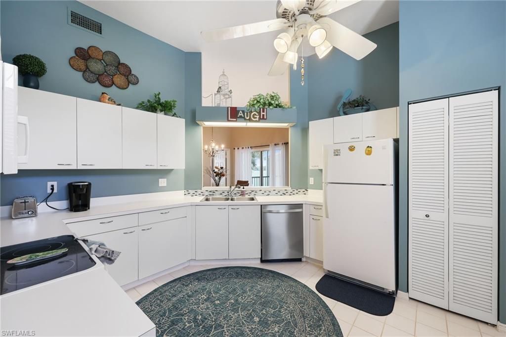 2541 Citrus Lake Dr, Unit A-205, Naples, FL 34109 Photo