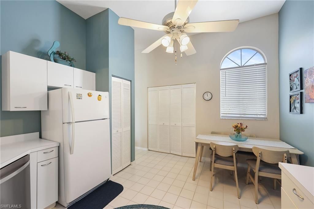 2541 Citrus Lake Dr, Unit A-205, Naples, FL 34109 Photo