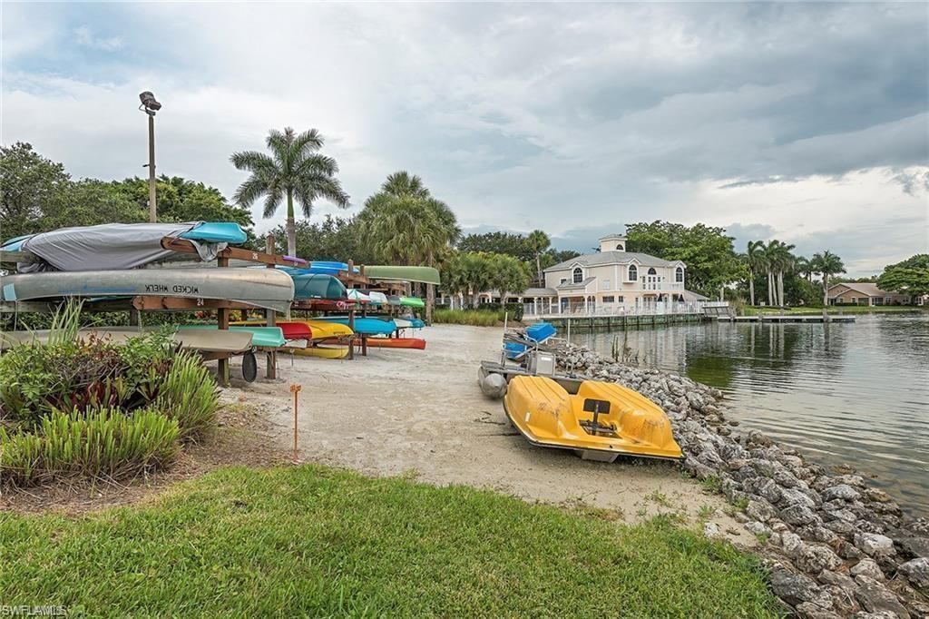2541 Citrus Lake Dr, Unit A-205, Naples, FL 34109 Photo