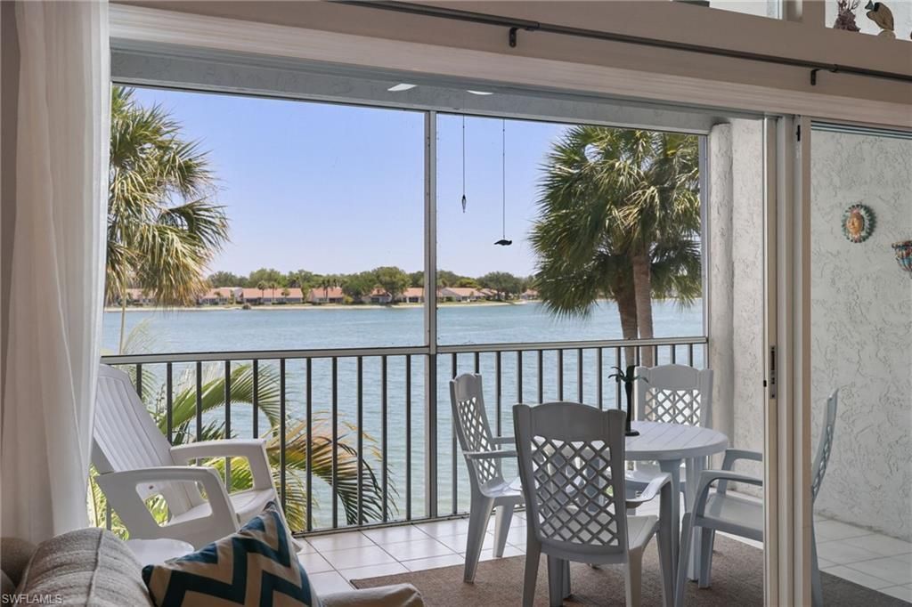2541 Citrus Lake Dr, Unit A-205, Naples, FL 34109 Photo