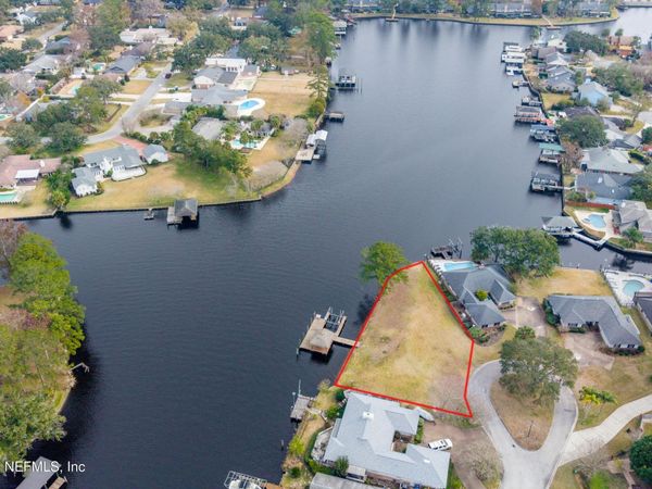 4733 PIRATES BAY Drive, Jacksonville, FL 32210