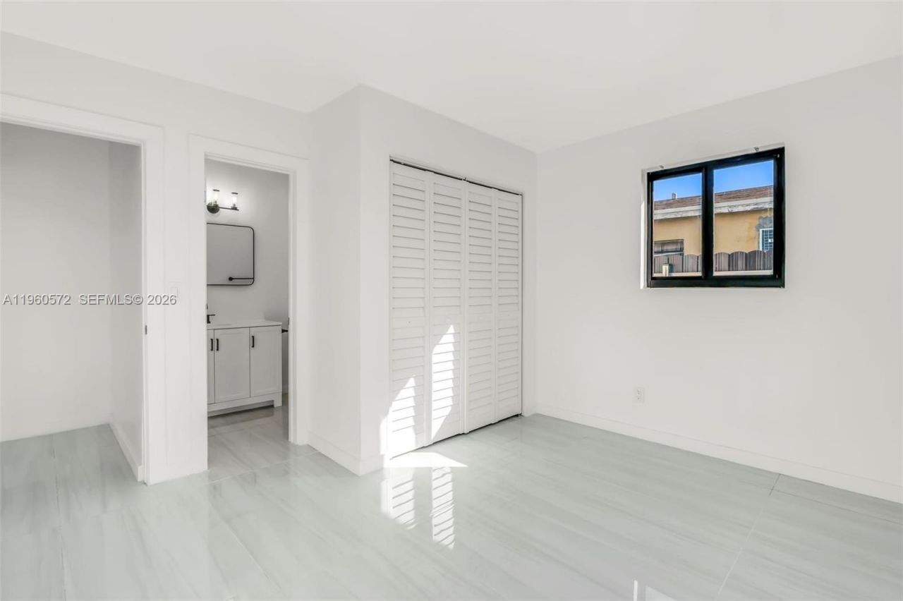 528 NW 3rd Ct , Hallandale Beach, FL 33009 Photo