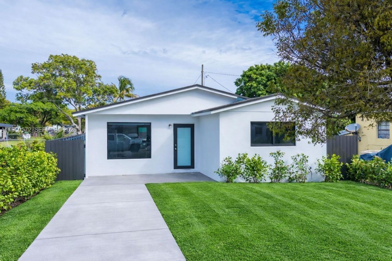 528 NW 3rd Ct , Hallandale Beach, FL 33009 Photo