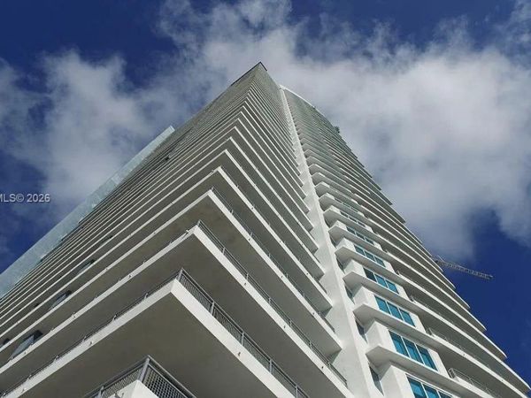 60 SW 13th St, Unit 3405, Miami, FL 33130