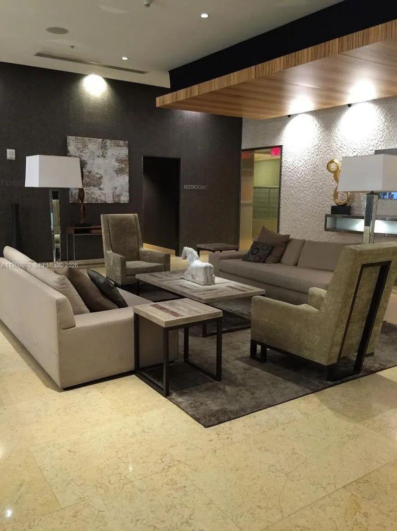 60 SW 13th St, Unit 3405, Miami, FL 33130 Photo