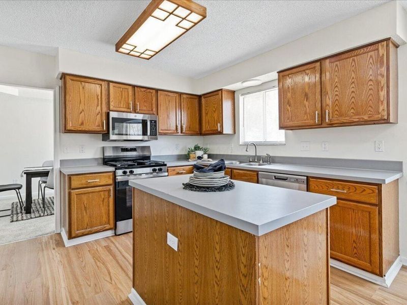 5706 Pleasant Hill Drive, Hilliard, OH 43026 Photo 10