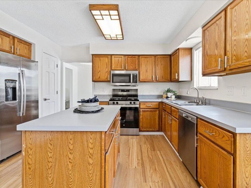 5706 Pleasant Hill Drive, Hilliard, OH 43026 Photo 11