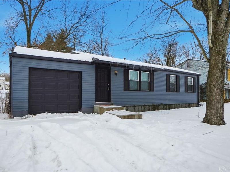 9161 Trelawney Court, Cincinnati, OH 45251 Photo 2