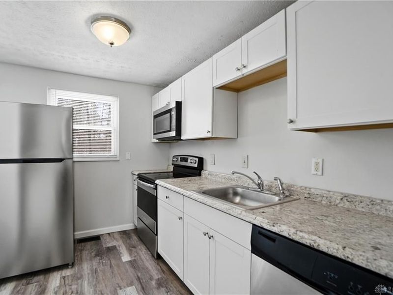 9161 Trelawney Court, Cincinnati, OH 45251 Photo 8