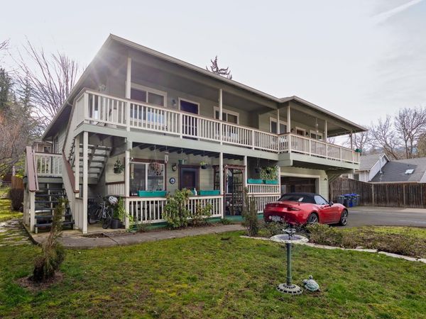 790 Park Street, Ashland, OR 97520