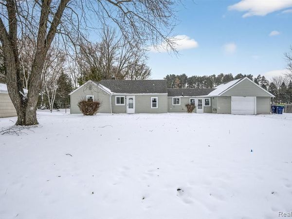 7148 McCliggott Road, Thomas Twp, MI 48609