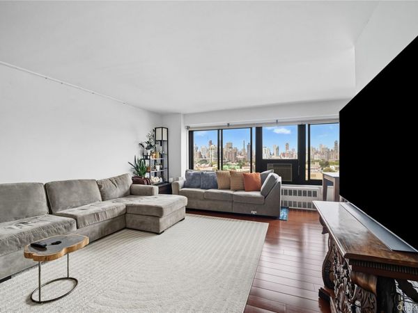 33-65 14th Street, Unit 11A, Astoria, NY 11106