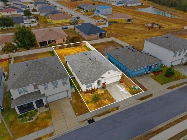 124 EMANUELLE DRIVE, WINTER HAVEN, FL 33884