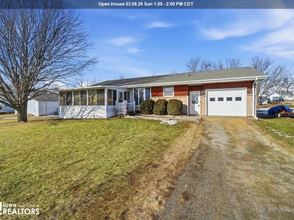 1914 15Th Avenue, Eldora, IA 50627